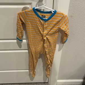 6-9 month kickee pants sleeper